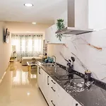 Centro Sandoval * קורדובה